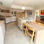 Lakes View 펜션 케직